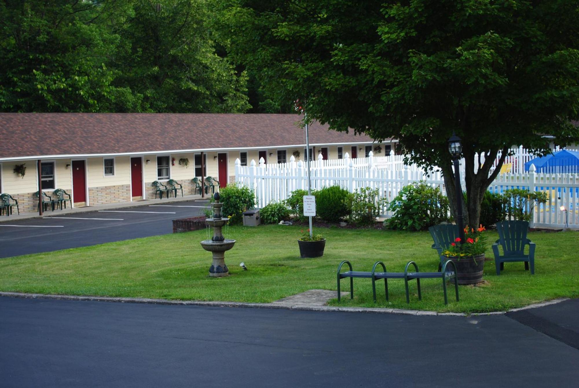 Fran Cove Motel Λίμνη George Εξωτερικό φωτογραφία