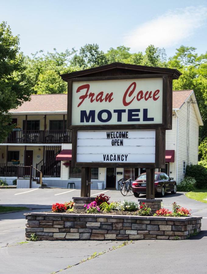 Fran Cove Motel Λίμνη George Εξωτερικό φωτογραφία